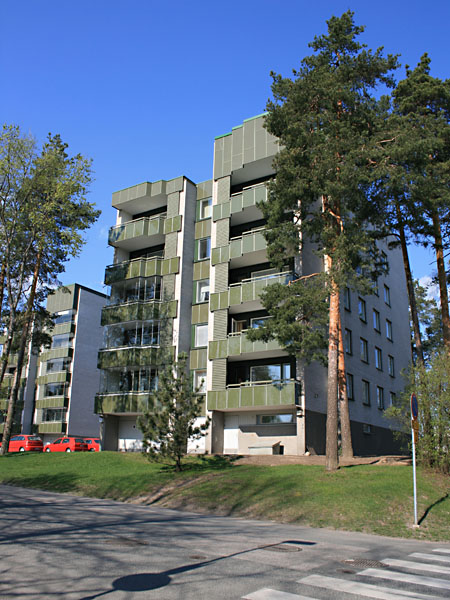 Helenenkadun kerrostaloja